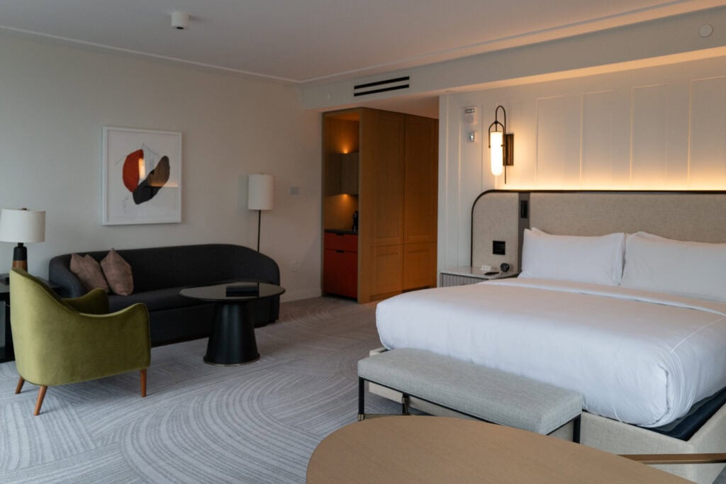 Conrad Nashville suite