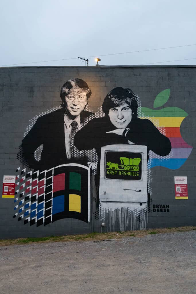 Bill Gates and Steve Job mural in Nashville